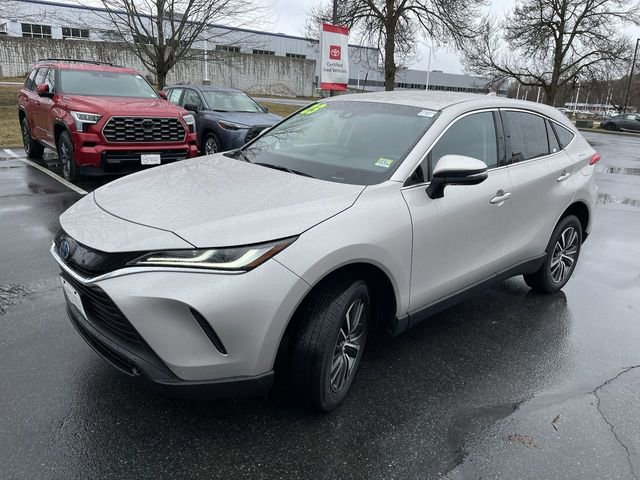 Certified 2023 Toyota Venza LE image 3