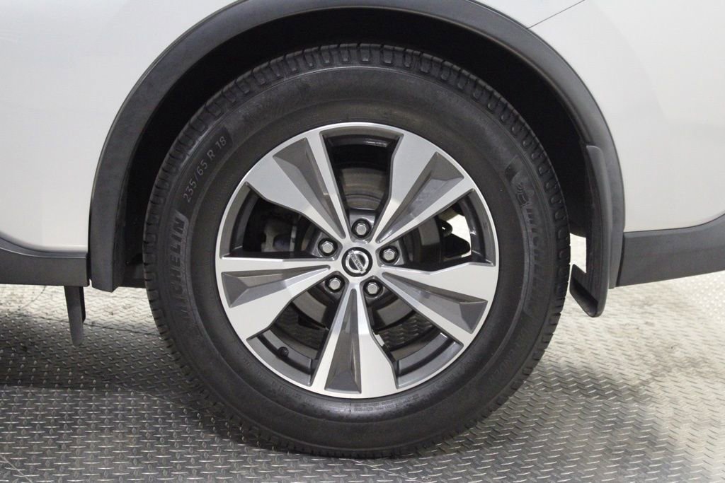 Used 2020 Nissan Murano SV w/ Cargo Package image 13