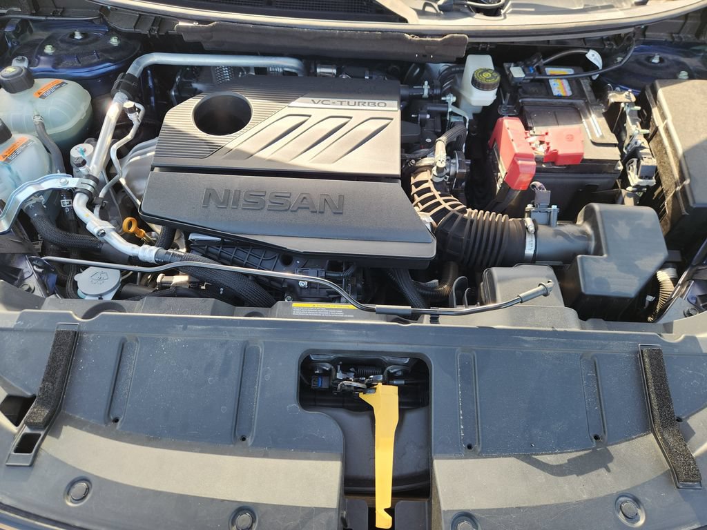 Used 2025 Nissan Rogue Platinum w/ Platinum Premium Package FWD image 22
