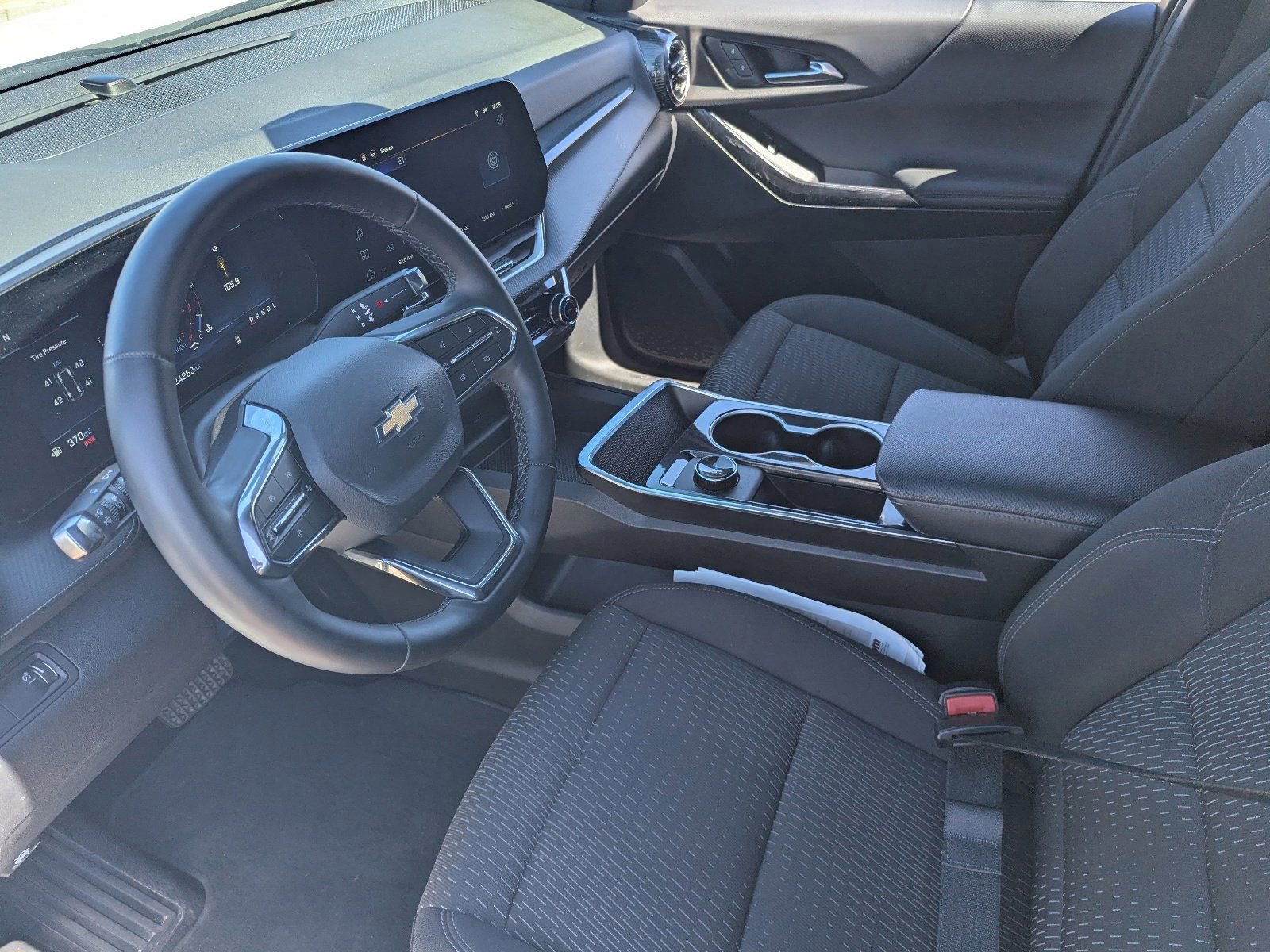 Used 2026 Chevrolet Equinox LT image 22