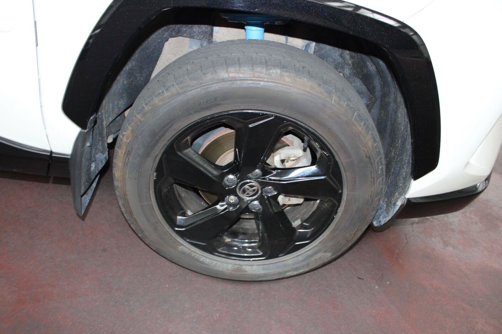 Used 2020 Toyota RAV4 XSE AWD/4WD image 10