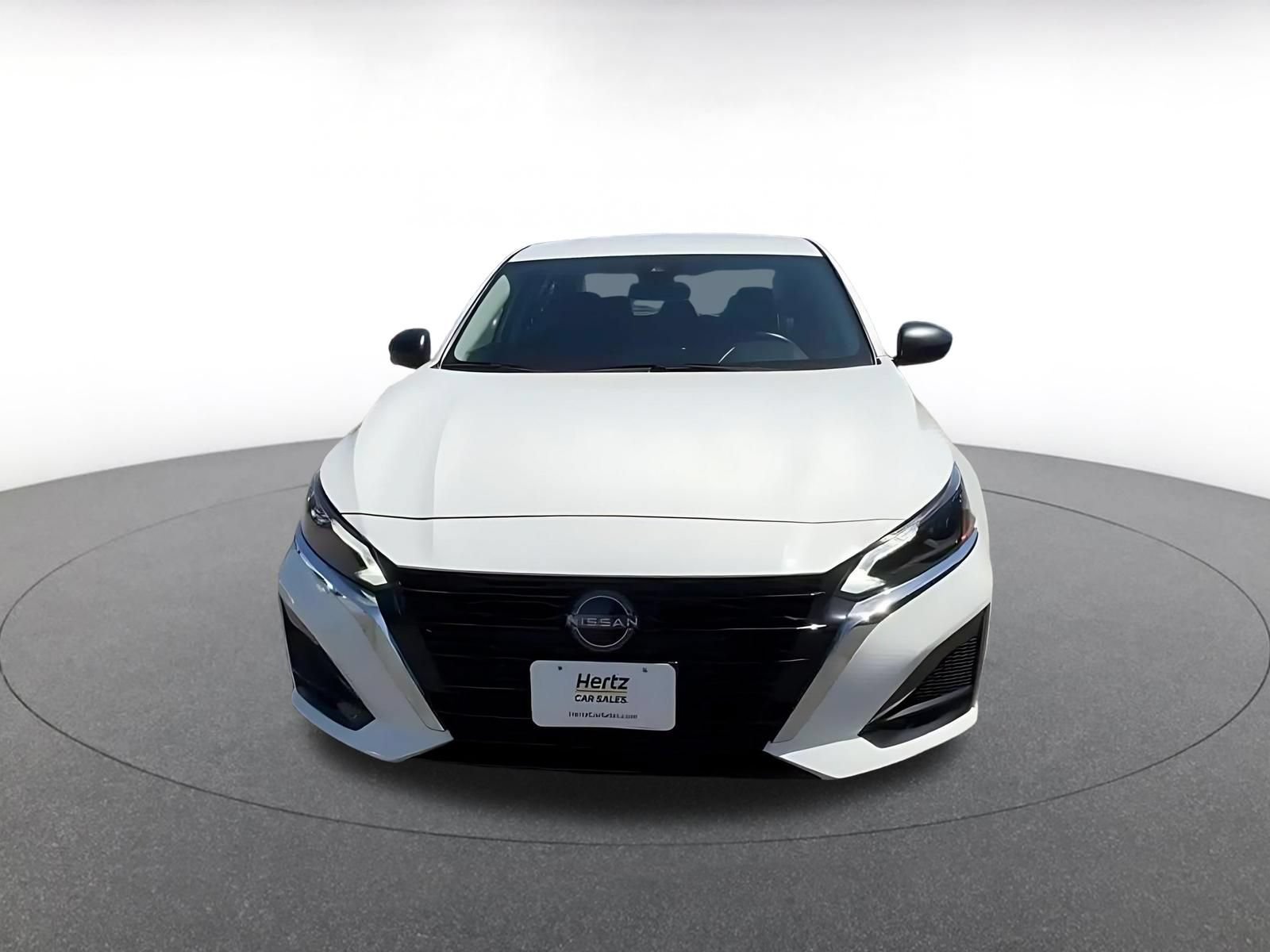 Used 2025 Nissan Altima 2.5 SV FWD image 4