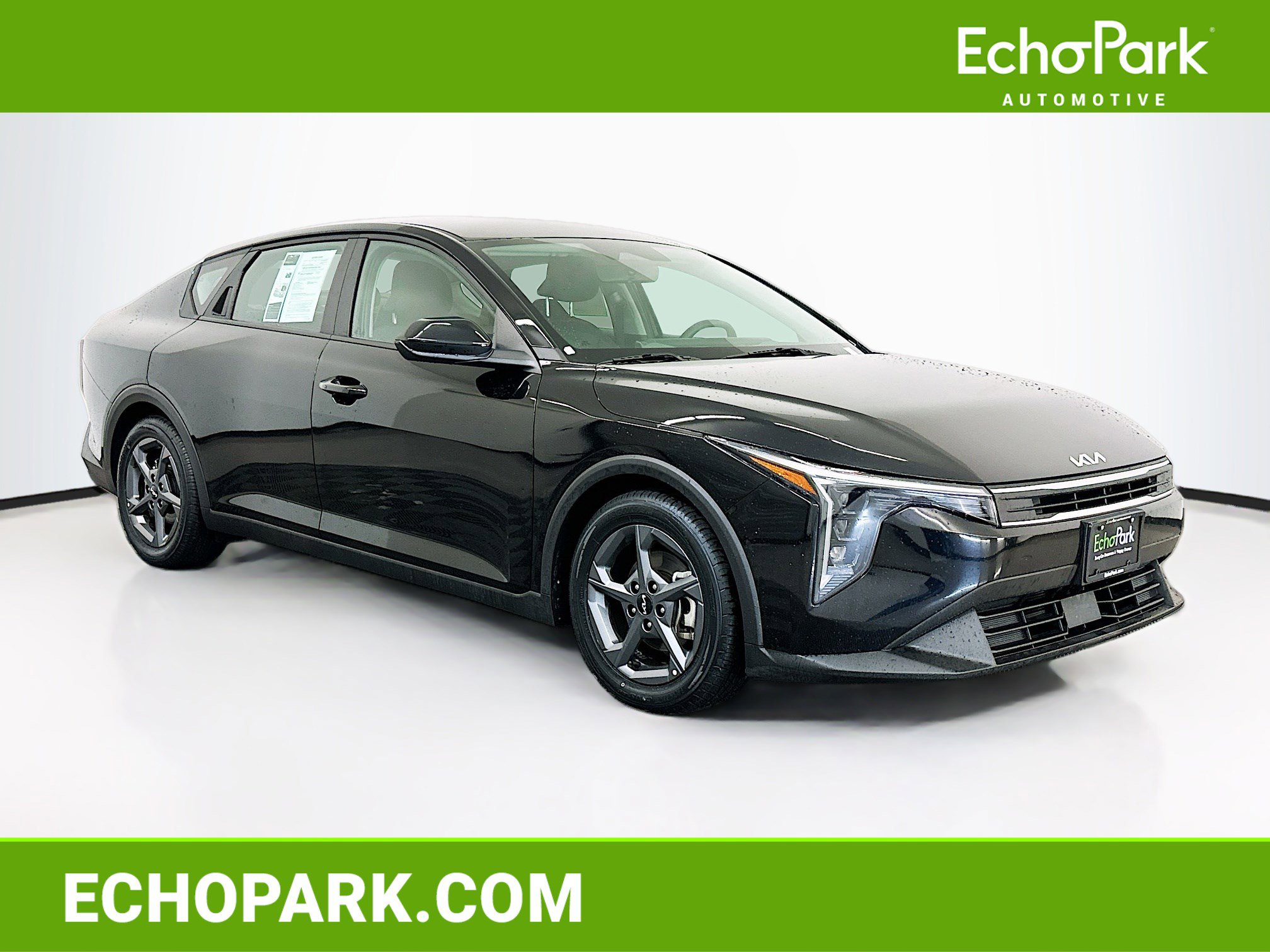 Used 2025 Kia K4 FWD image 1