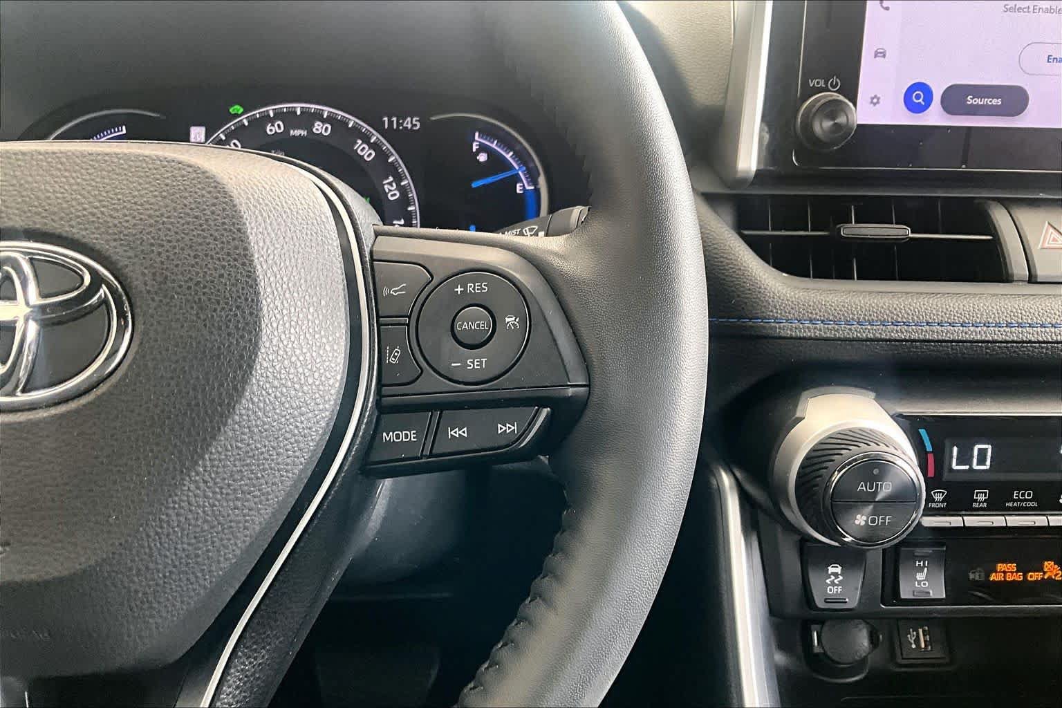 Certified 2023 Toyota RAV4 SE w/ Convenience Package AWD/4WD image 24