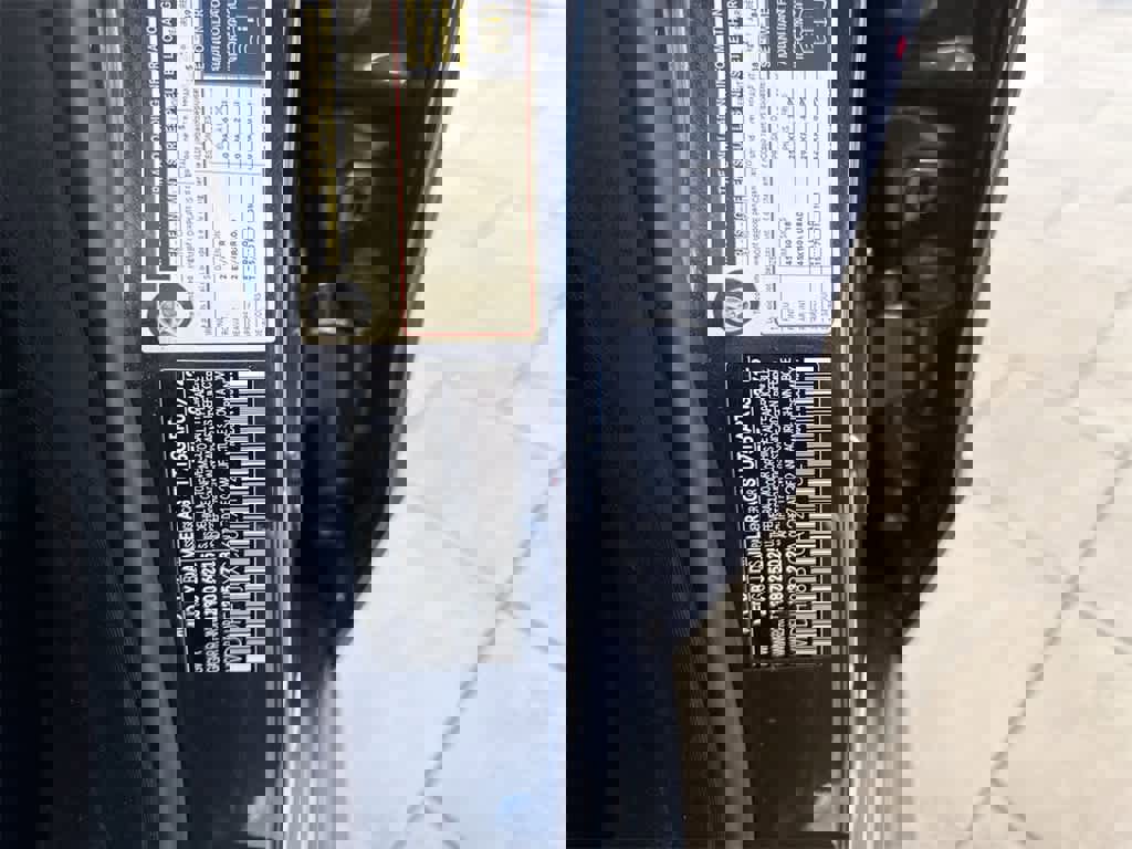 Used 2012 Mercedes-Benz E 350 4MATIC Sedan image 36