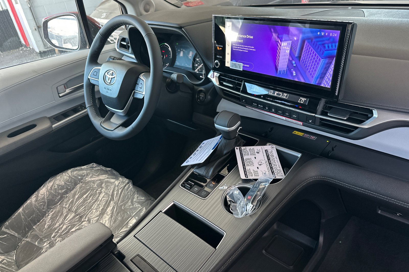 New 2026 Toyota Sienna XLE AWD/4WD image 15
