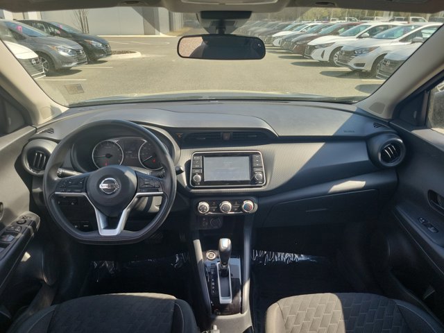 Used 2021 Nissan Kicks S image 10