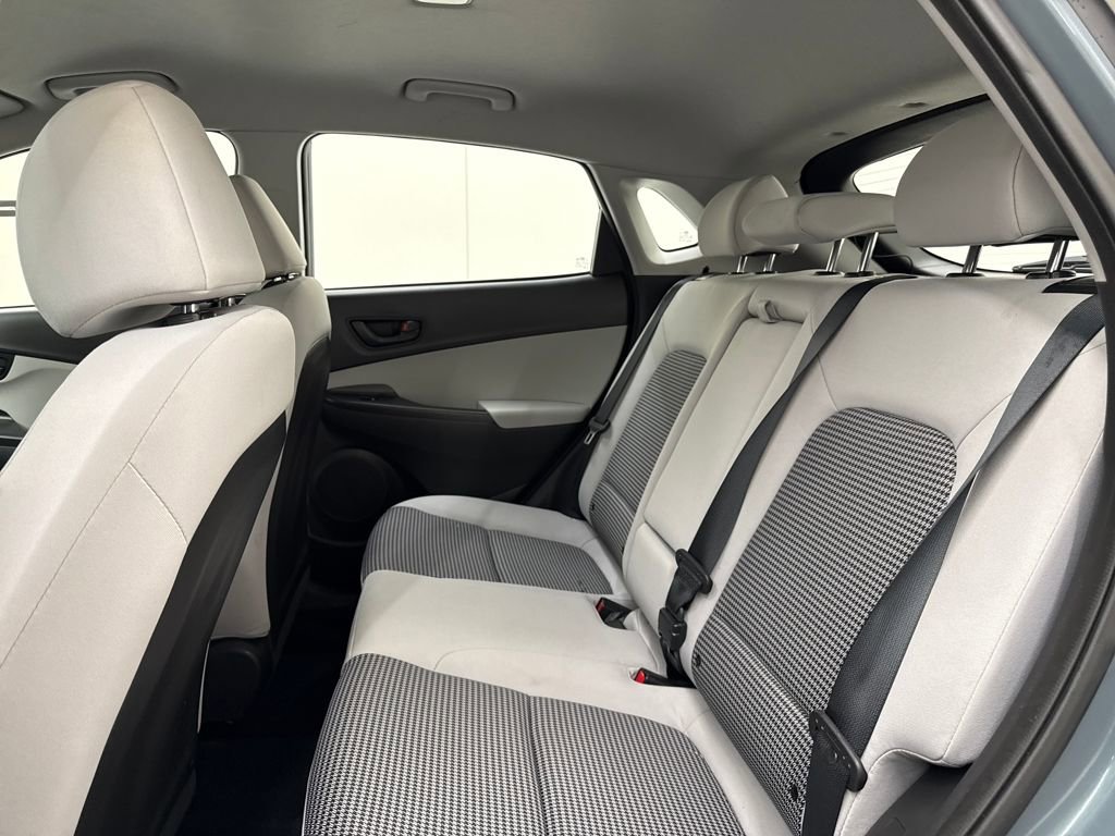 Used 2023 Hyundai Kona SE image 25