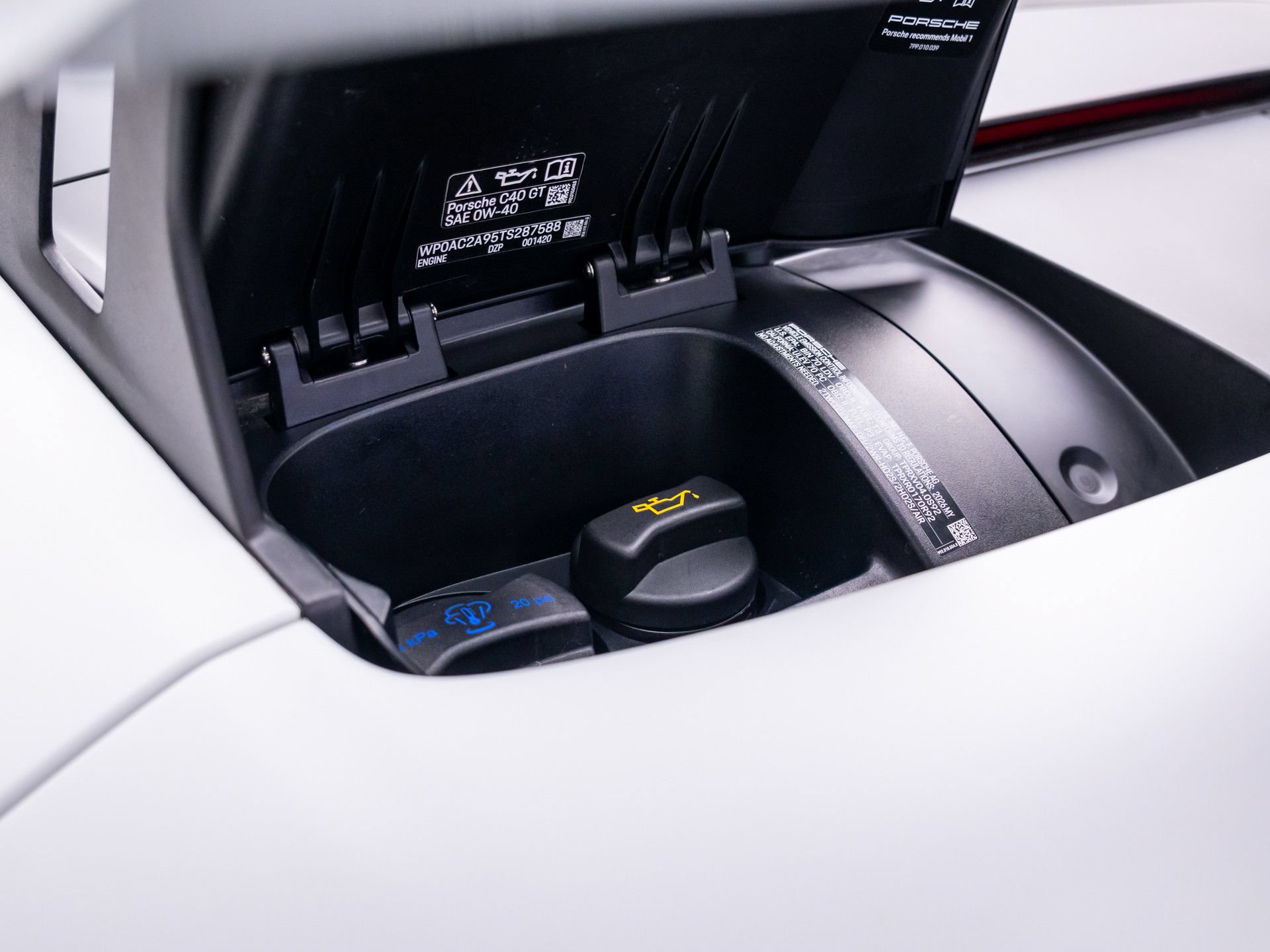 Certified 2026 Porsche 911 GT3 RWD image 33