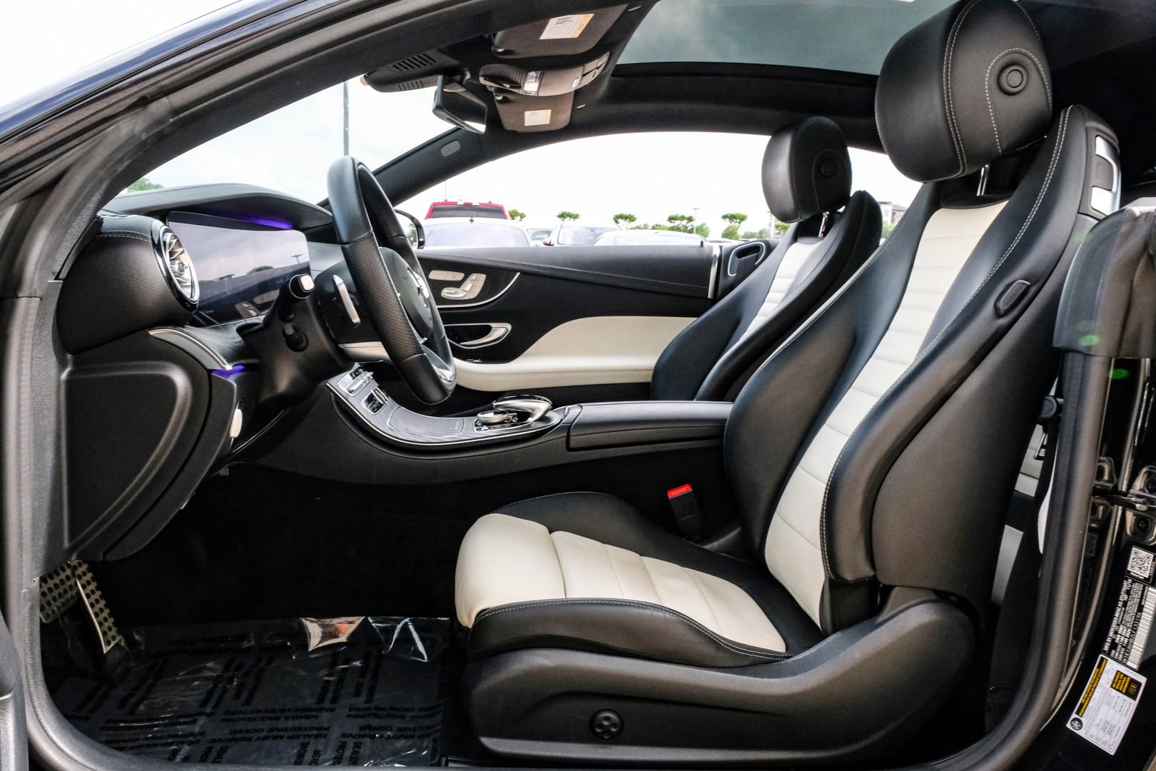 Used 2020 Mercedes-Benz E 450 Coupe image 3