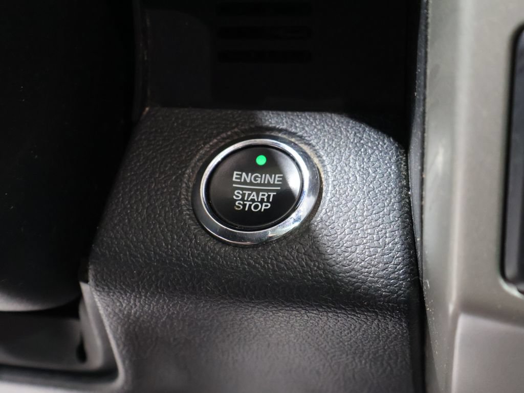Used 2015 Ford F150 Lariat w/ Equipment Group 502A Luxury AWD/4WD image 27