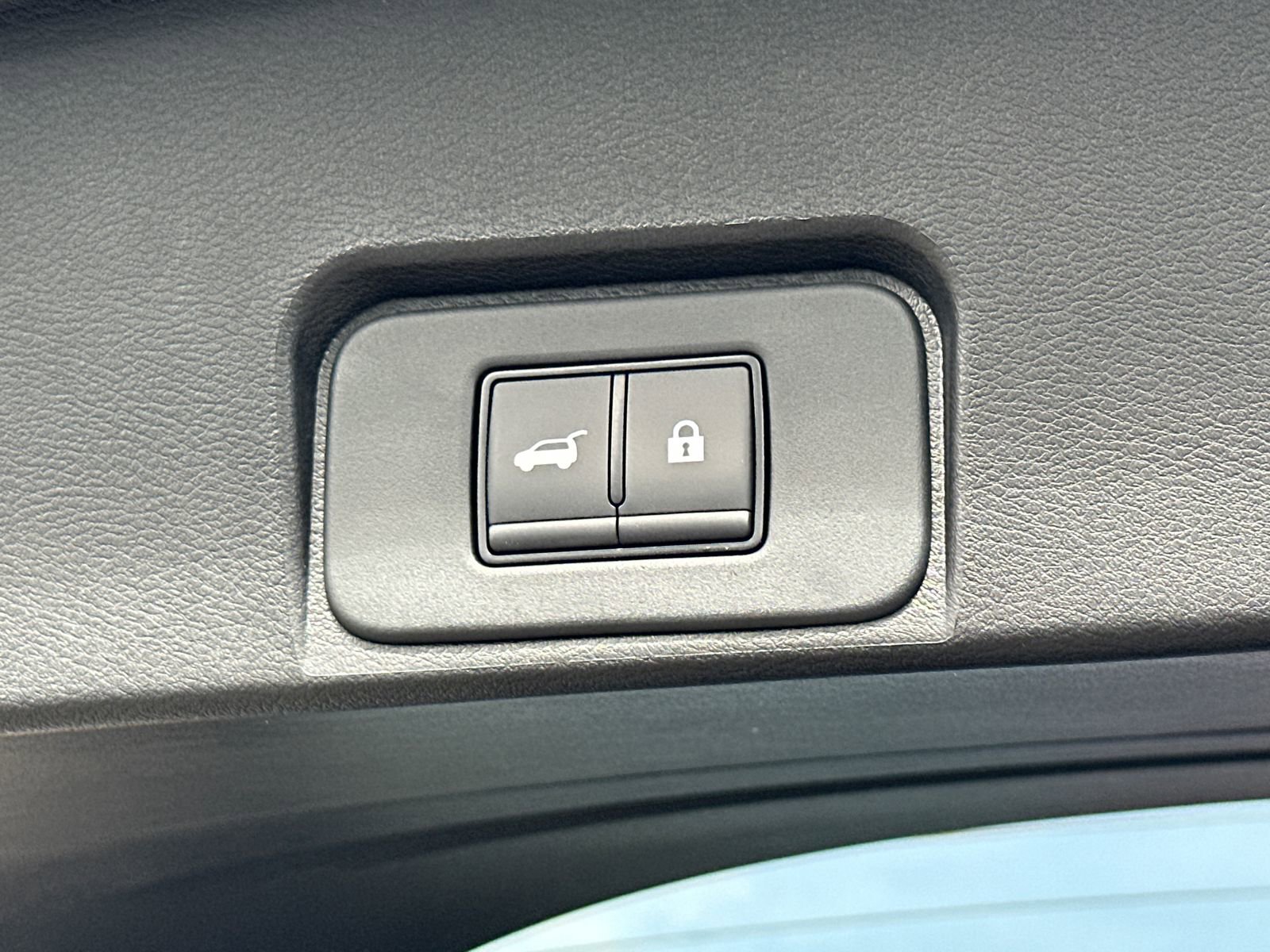 New 2026 Nissan Rogue SV image 17