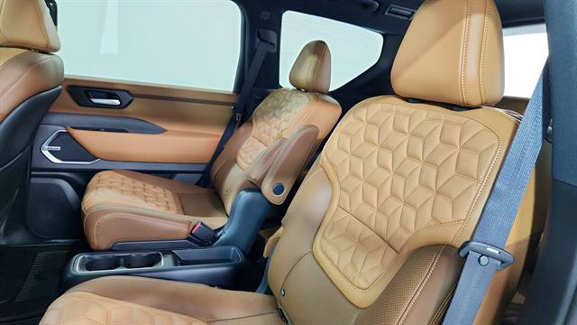 New 2026 Nissan Armada Platinum Reserve image 22