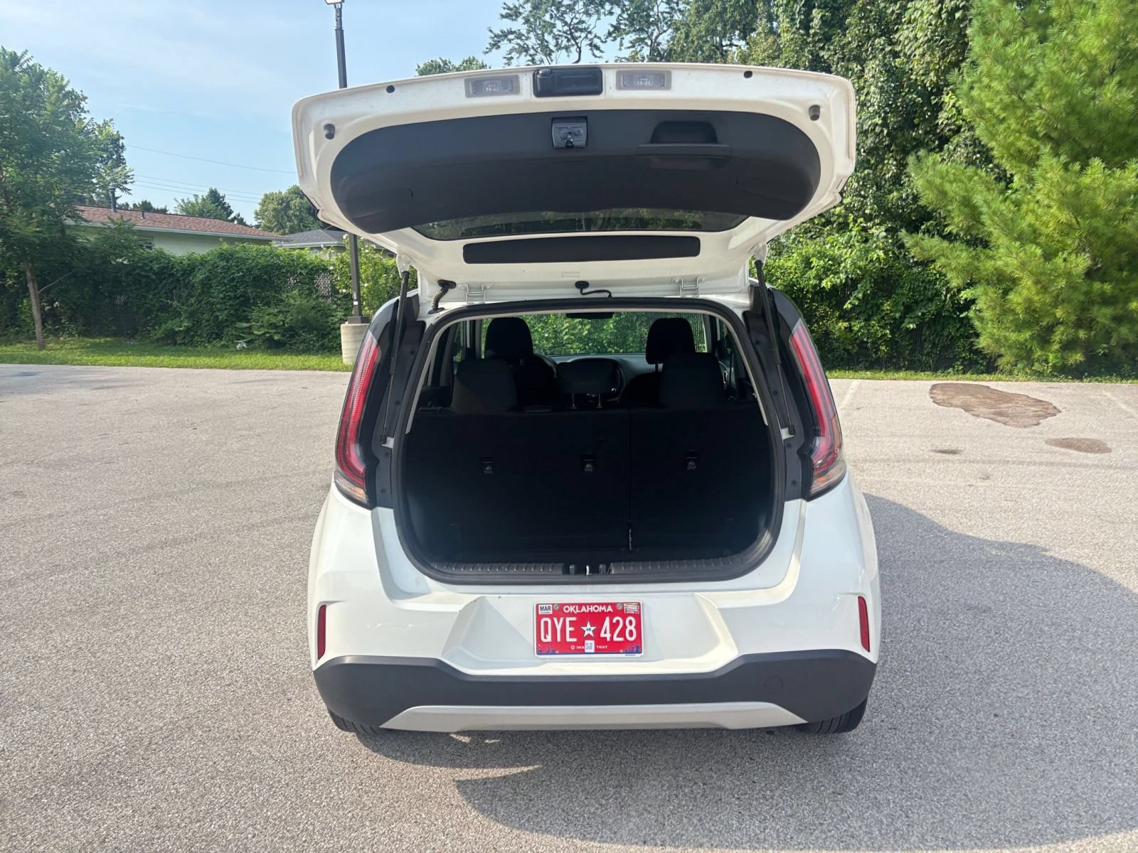 Used 2025 Kia Soul LX w/ LX Technology Package FWD image 28