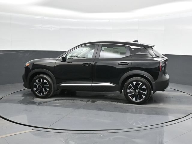 Used 2025 Nissan Kicks SV w/ SV Premium Package AWD/4WD image 9