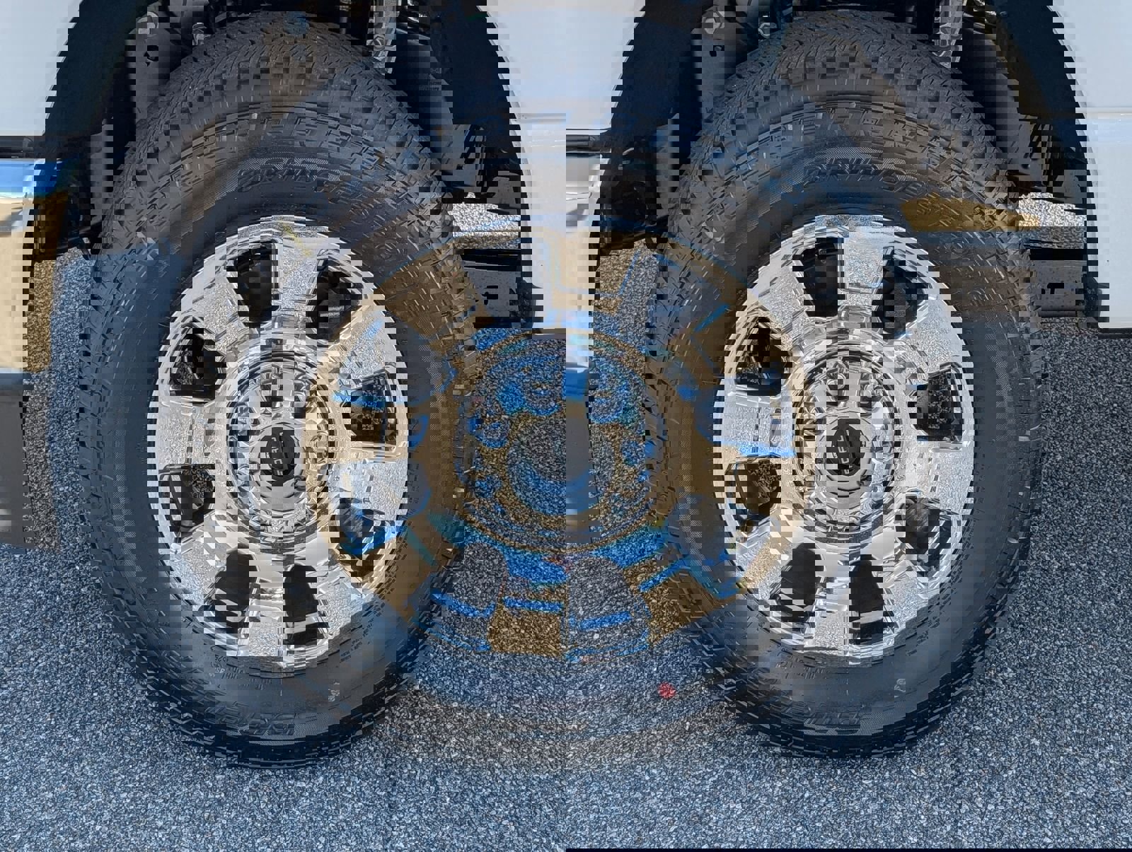 New 2026 Ford F250 Lariat w/ Lariat Premium Package image 13