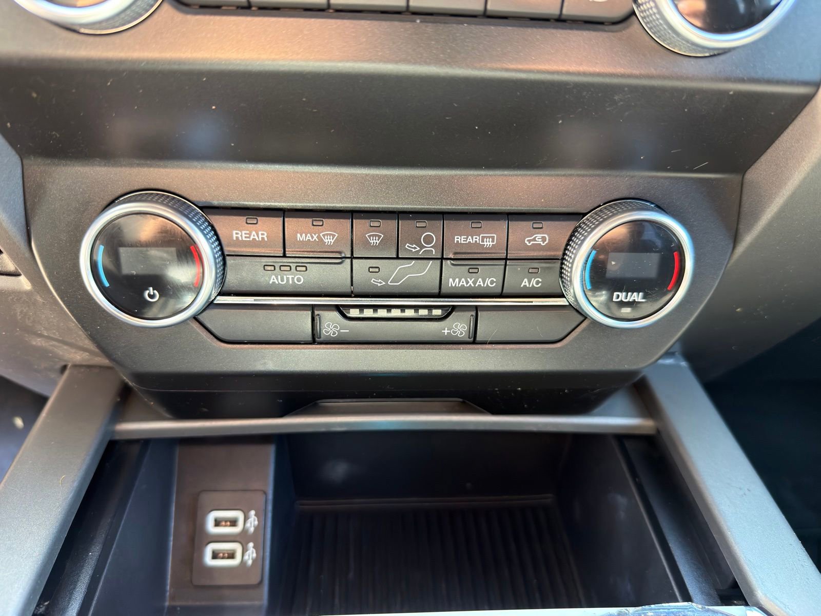 Used 2019 Ford Expedition Max XLT AWD/4WD image 25
