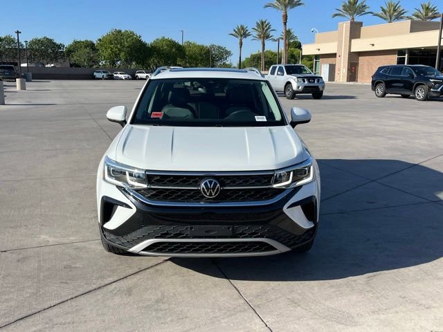 Used 2023 Volkswagen Taos SEL AWD/4WD image 5