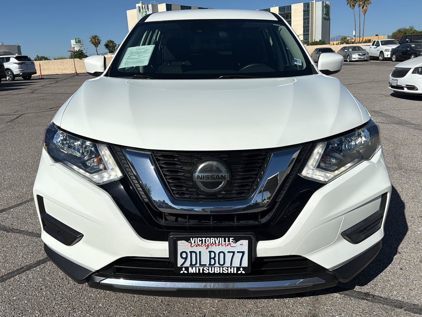 Used 2020 Nissan Rogue S FWD image 2