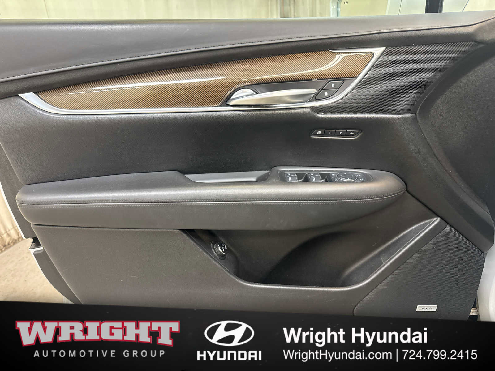 Used 2017 Cadillac XT5 Platinum AWD/4WD image 9