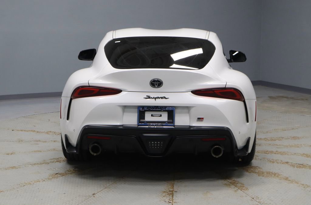 Used 2022 Toyota Supra Premium w/ Driver Assist Package image 11