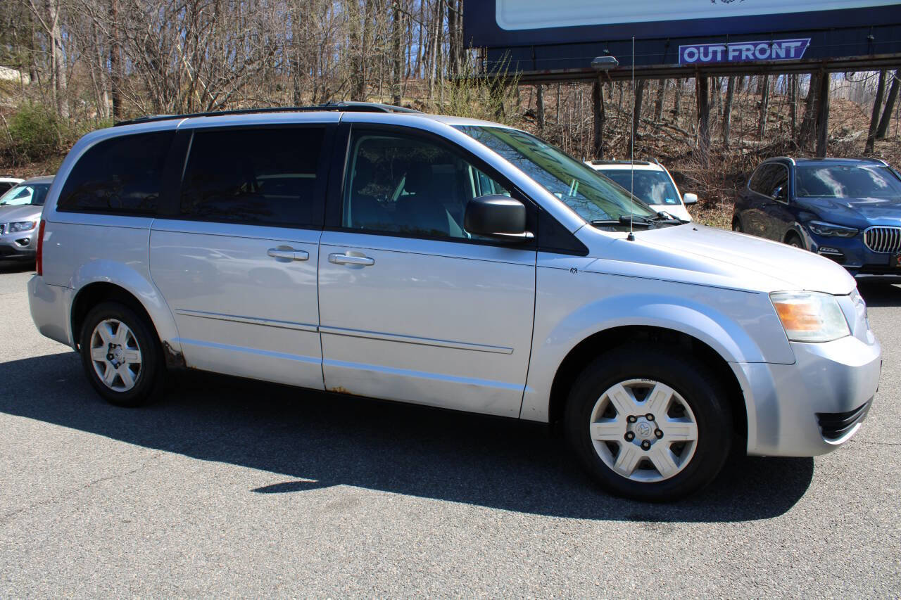 Used 2009 Dodge Grand Caravan SE image 4
