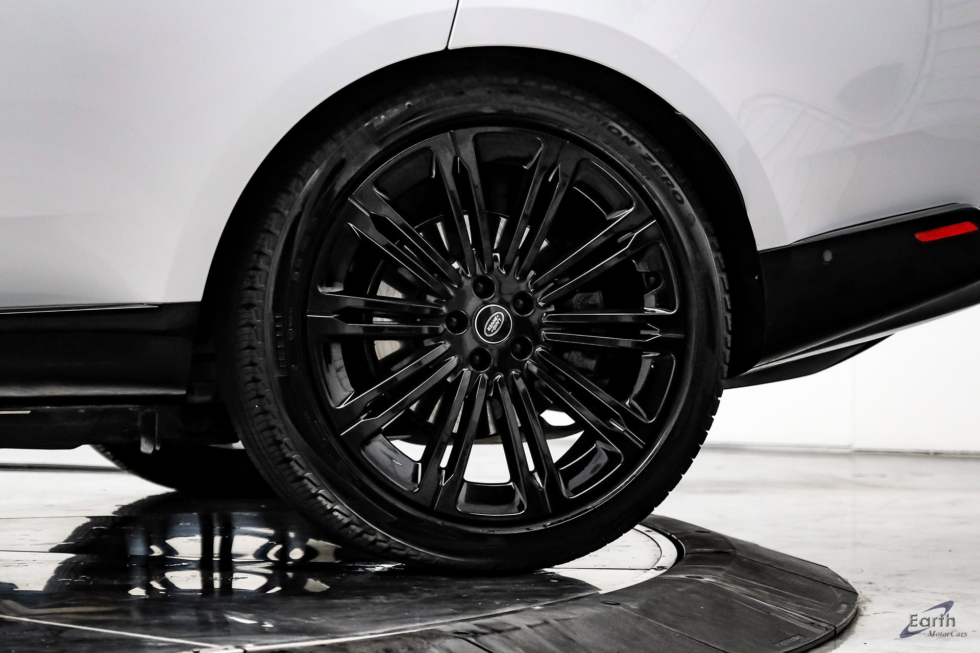 Used 2024 Land Rover Range Rover SE image 82