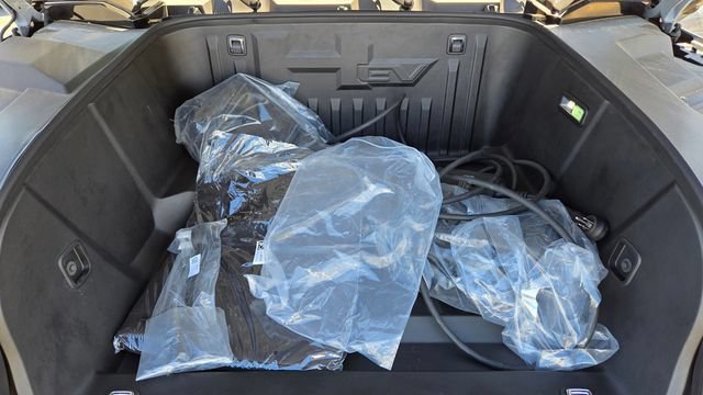 Used 2026 GMC Hummer EV SUV AWD/4WD image 27