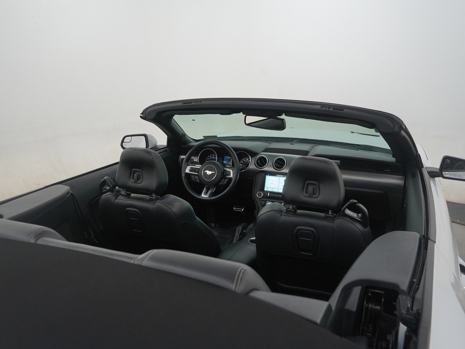 Used 2018 Ford Mustang GT Premium image 17