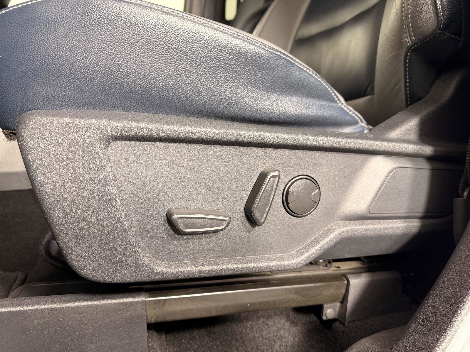 Used 2024 Ford Bronco Outer Banks image 13