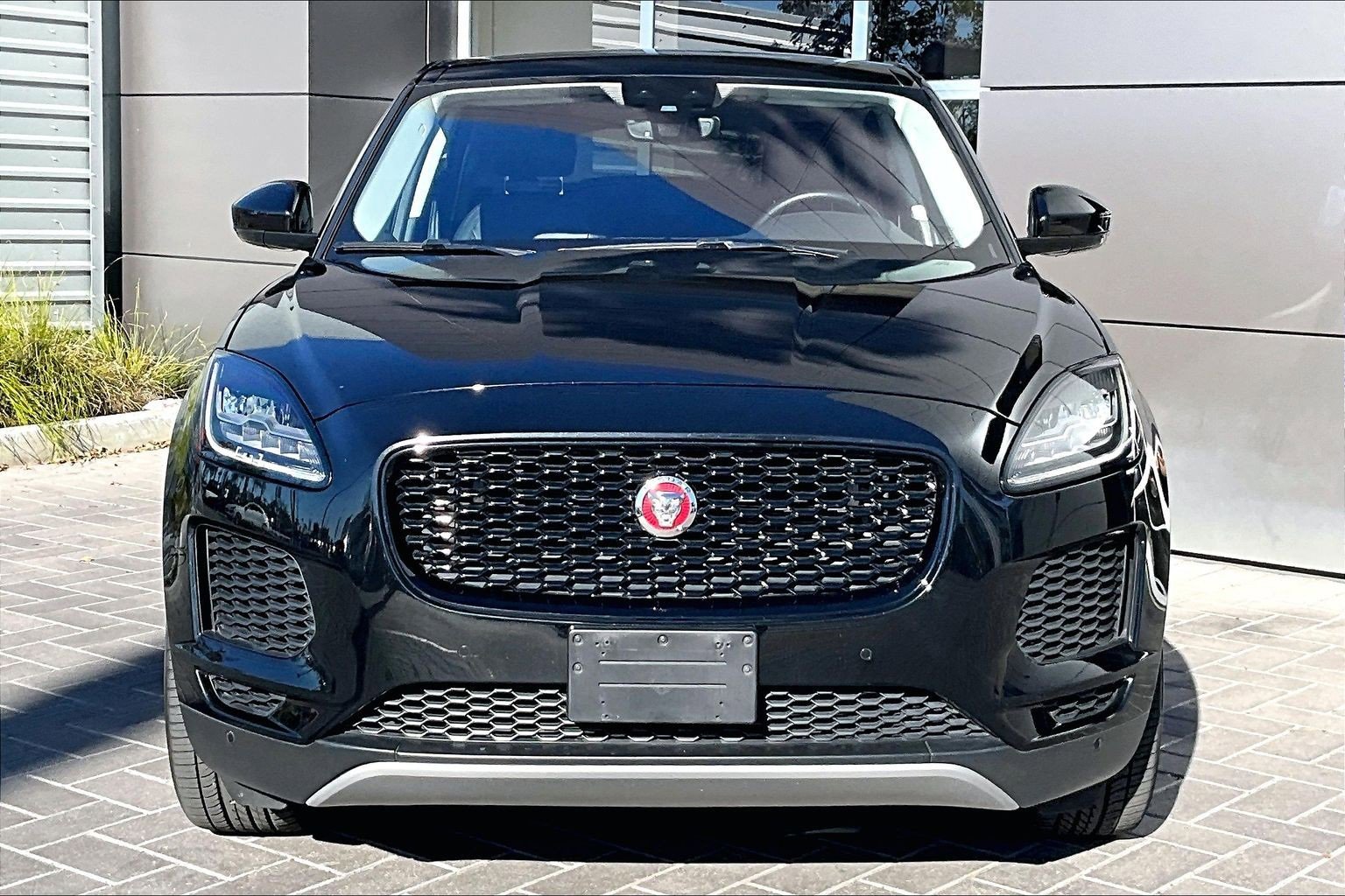 Used 2020 Jaguar E-PACE SE image 2