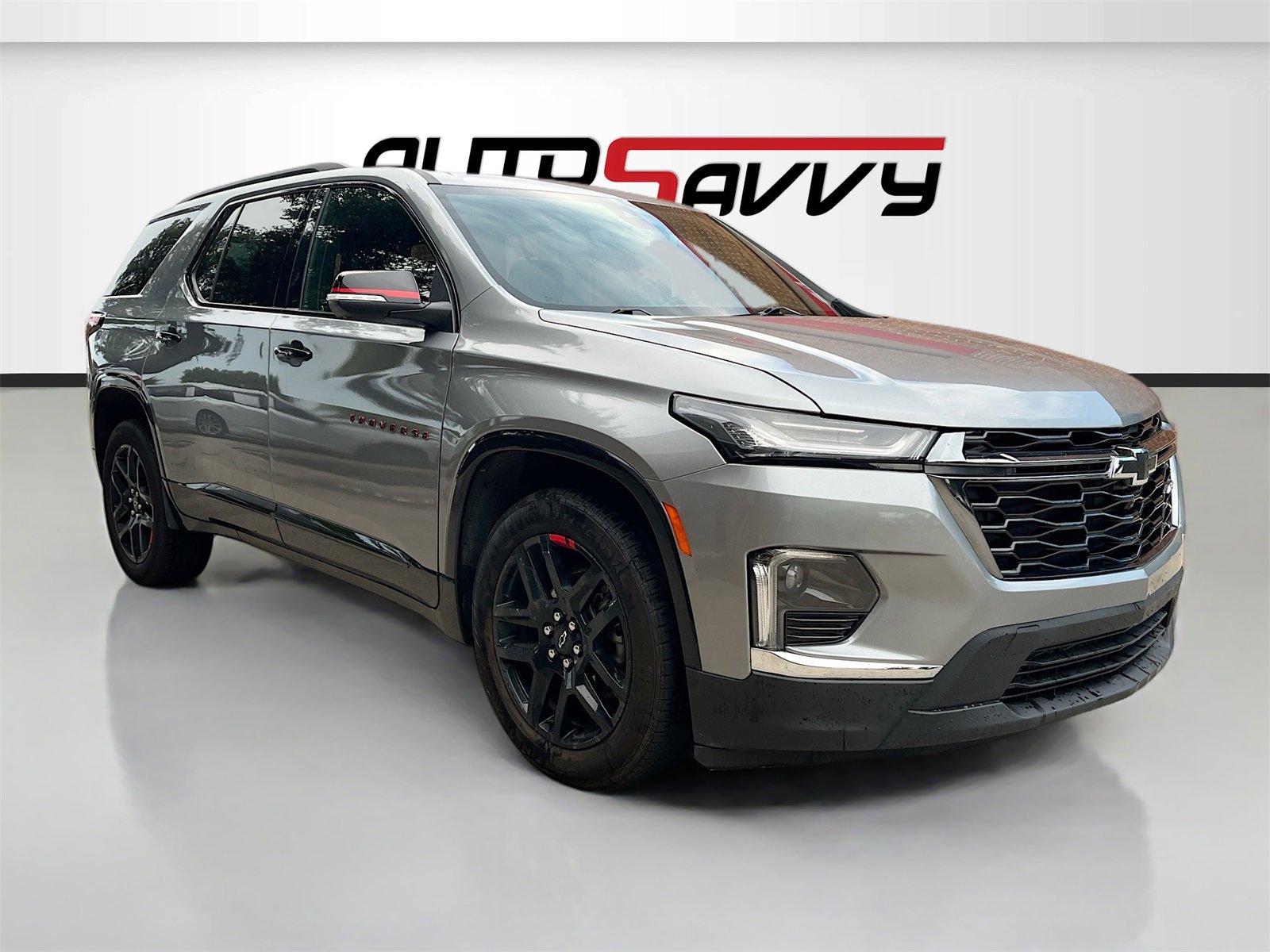 Used 2023 Chevrolet Traverse Premier w/ Redline Edition image 1
