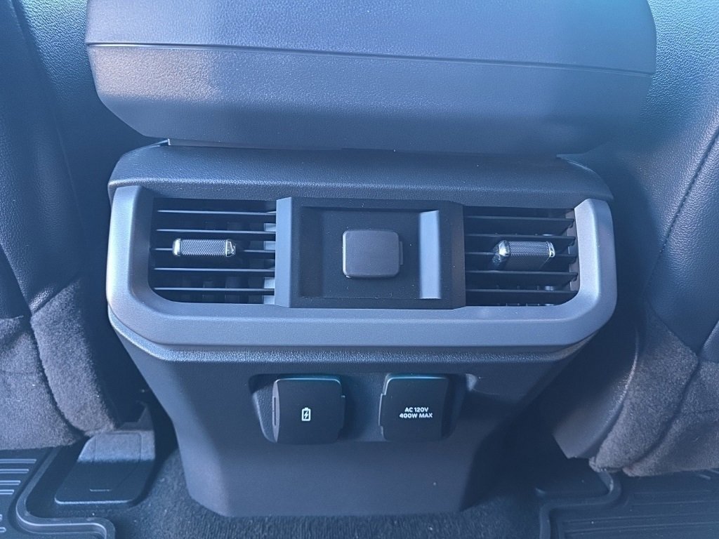 Used 2022 Ford F150 Lariat w/ Max Trailer Tow Package image 13