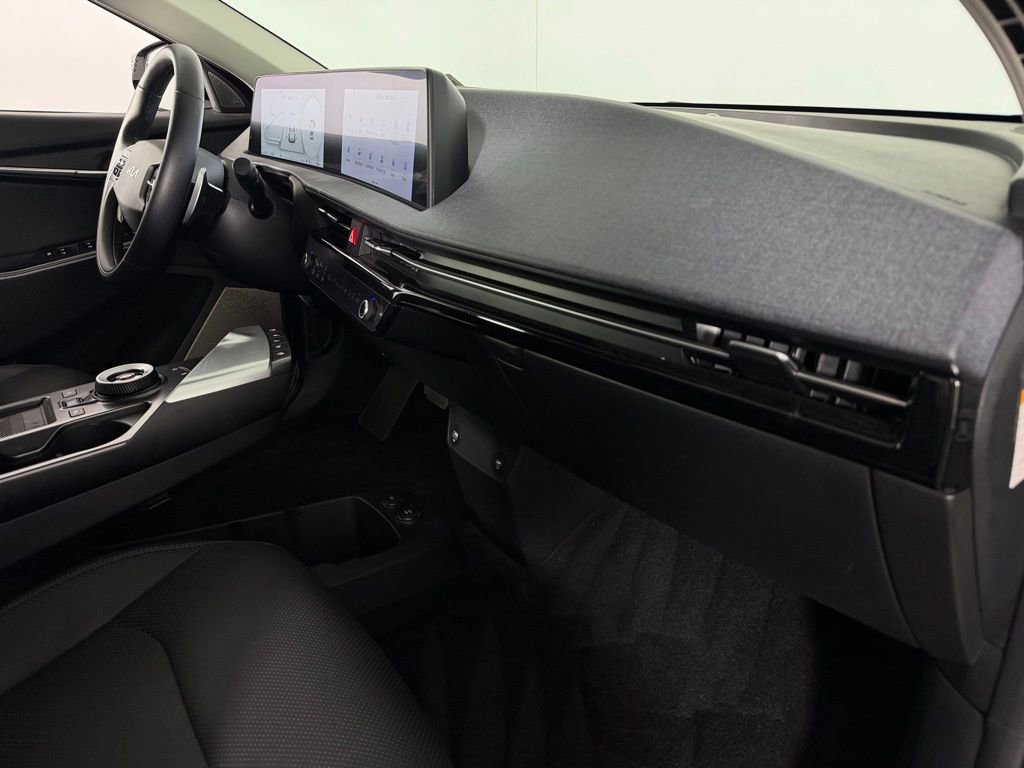 Used 2024 Kia EV6 Wind w/ Wind Technology Package AWD/4WD image 33