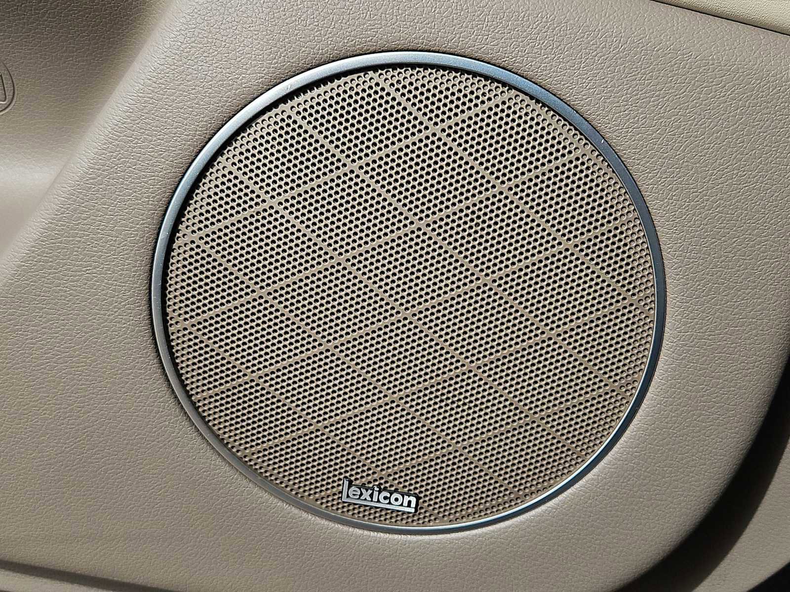 Used 2022 Genesis GV80 2.5T w/ Prestige Package 04 image 31