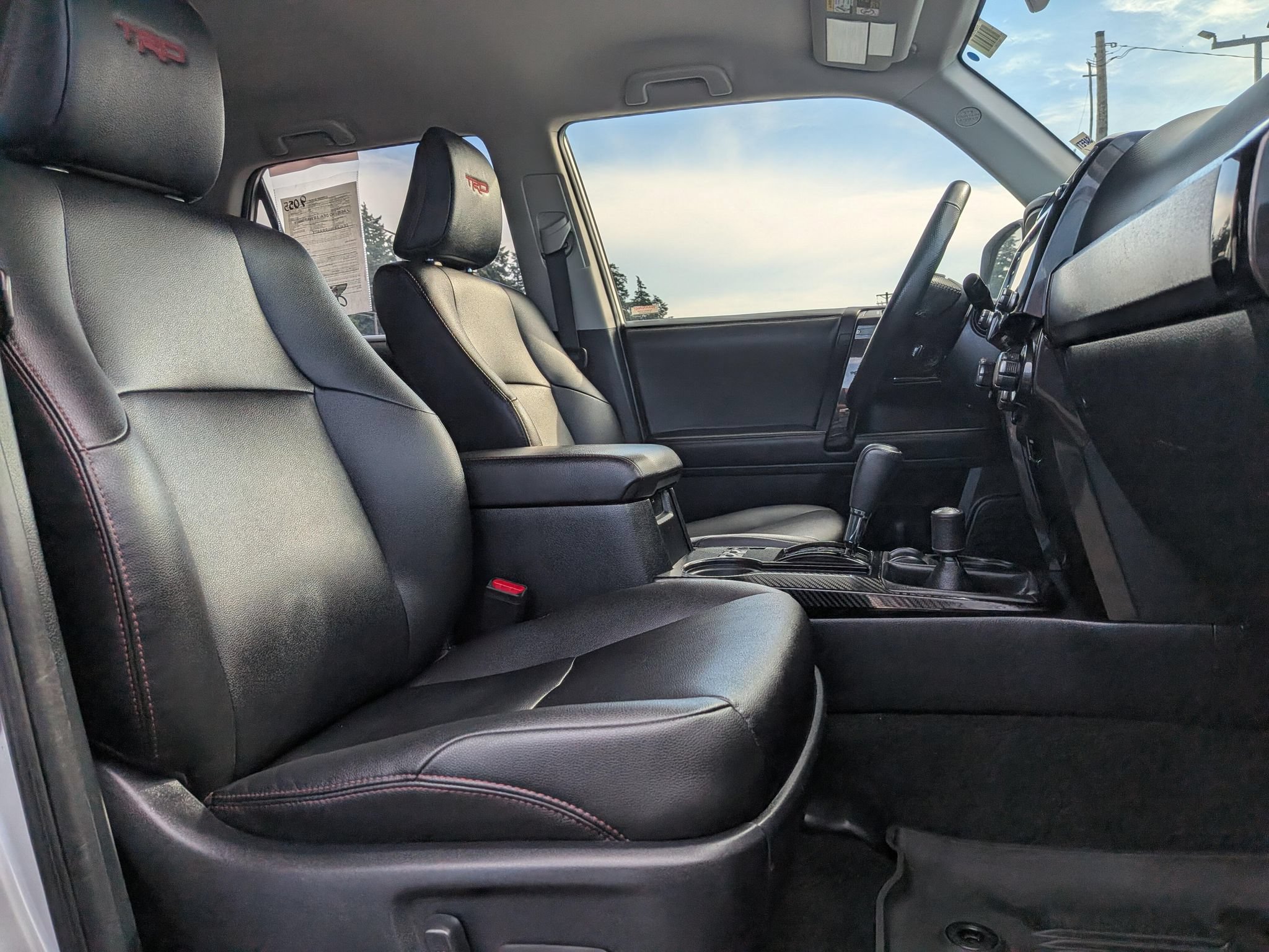 Used 2021 Toyota 4Runner Venture AWD/4WD image 7