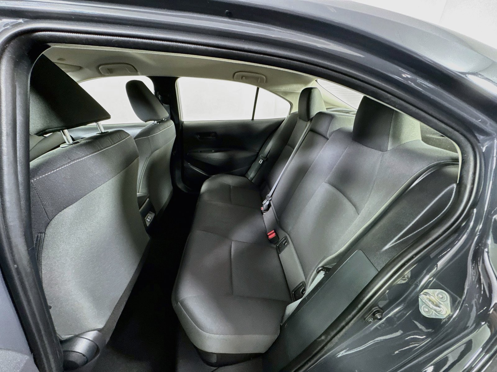 Certified 2025 Toyota Corolla LE FWD image 20