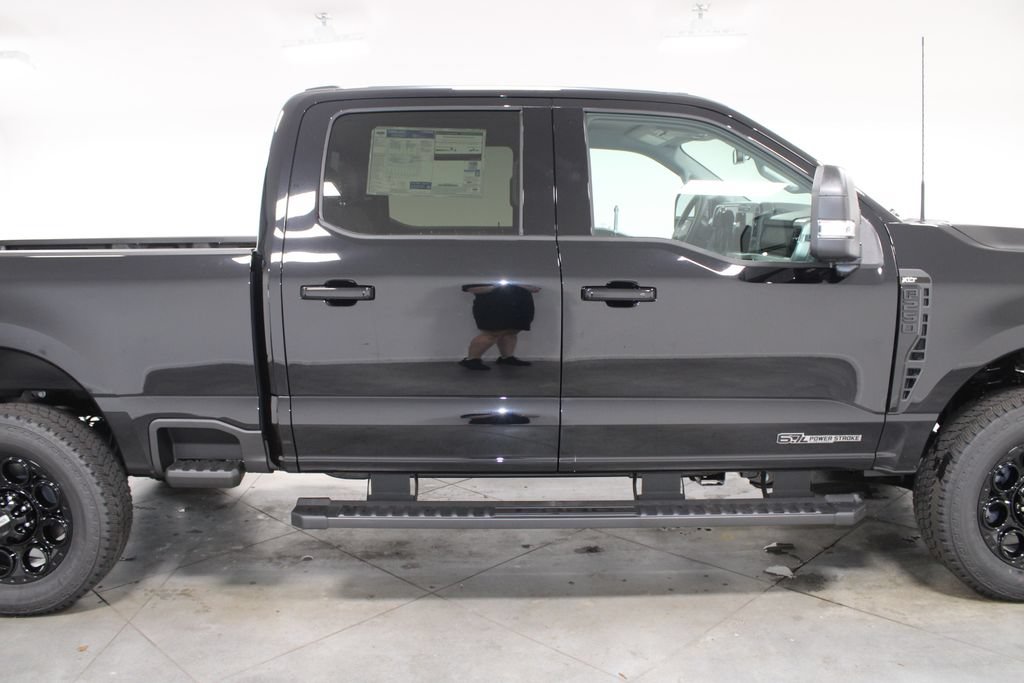 New 2026 Ford F250 XLT w/ XLT Premium Package AWD/4WD image 10