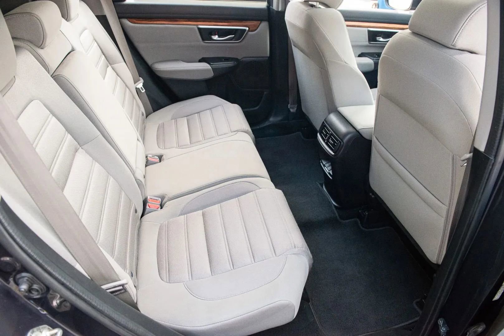 Used 2019 Honda CR-V EX image 8