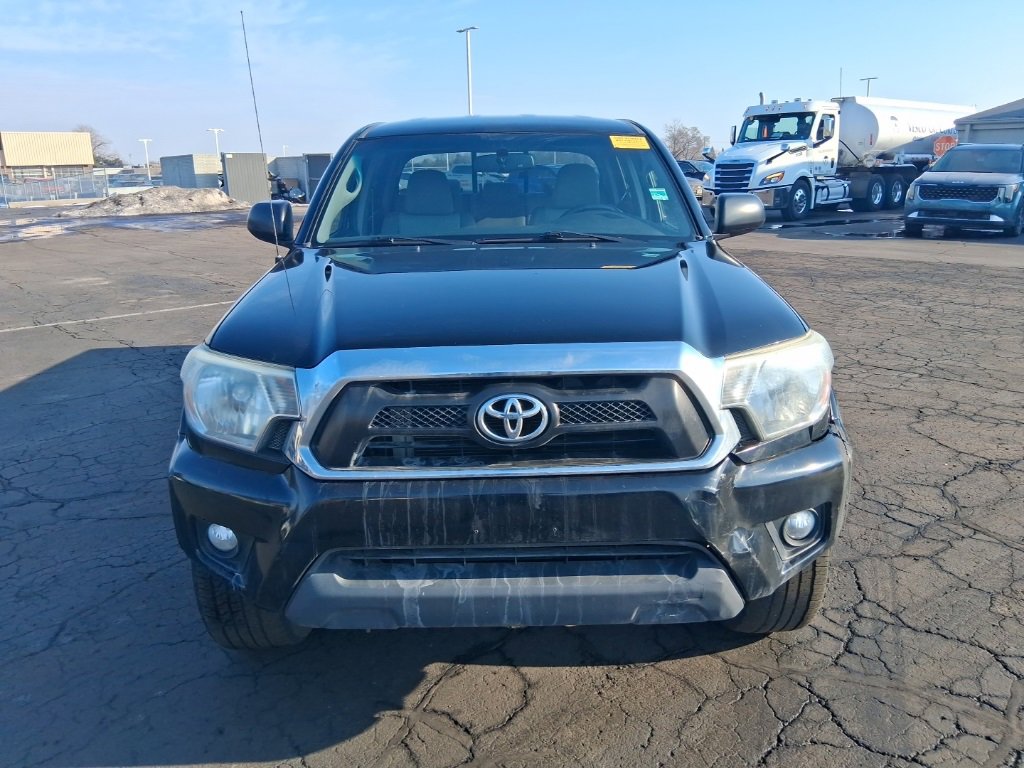Used 2013 Toyota Tacoma 4x4 Double Cab w/ SR5 Pkg image 2
