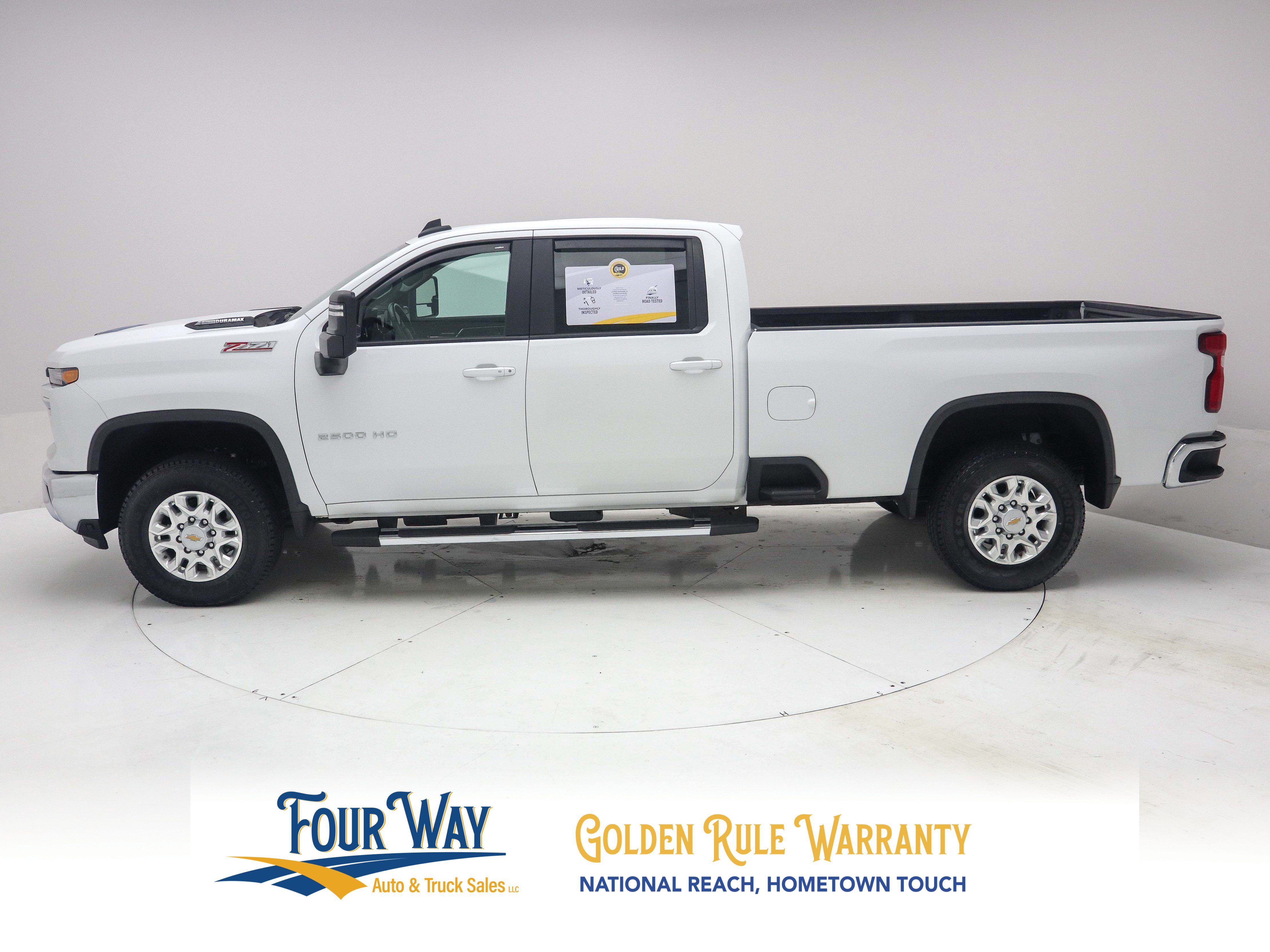 Used 2024 Chevrolet Silverado 2500 LT AWD/4WD image 7