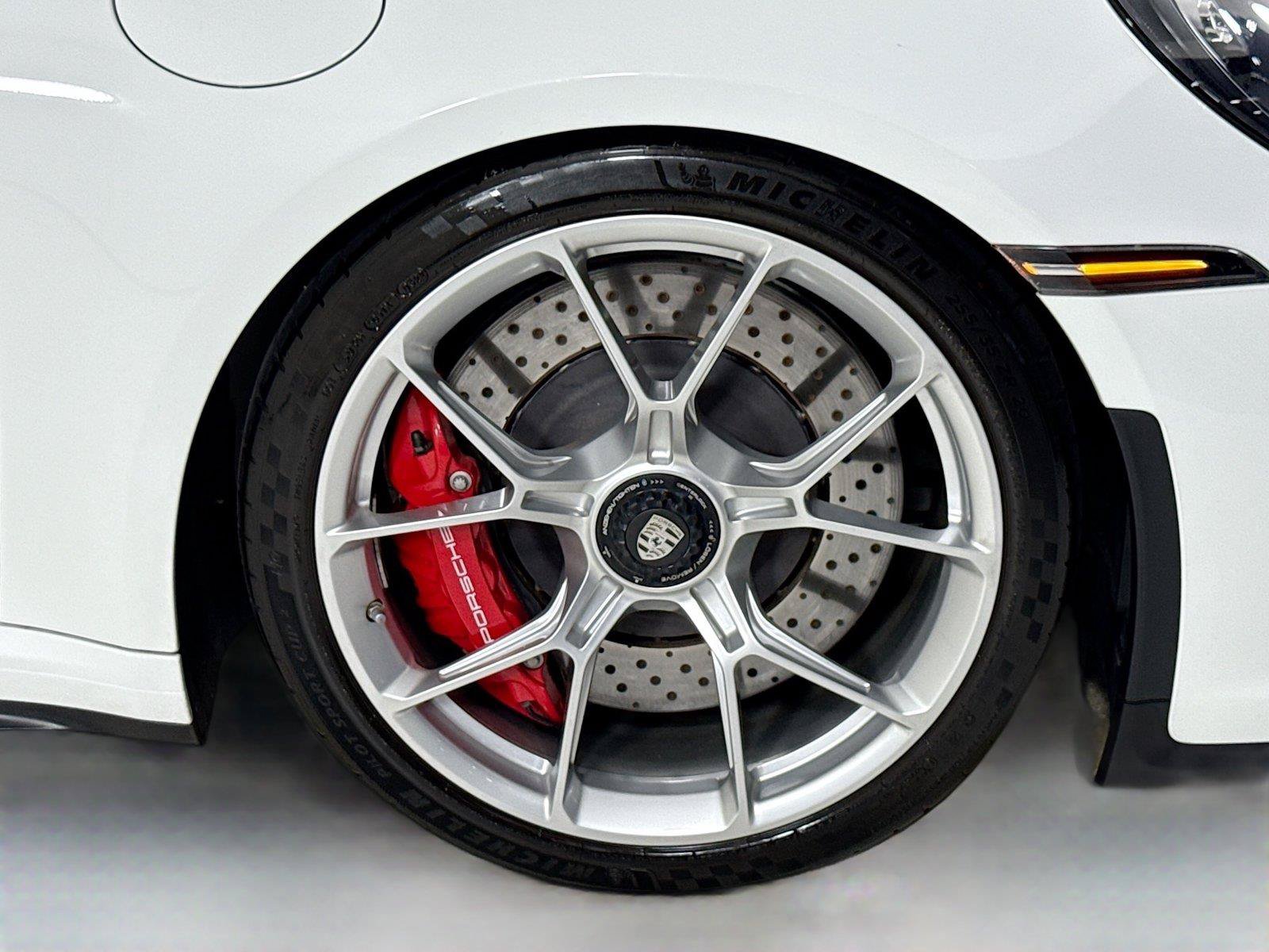 Used 2022 Porsche 911 GT3 RWD image 32