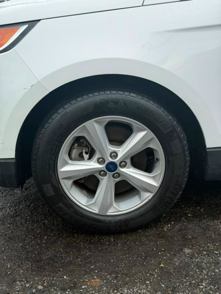 Used 2018 Ford Edge SE AWD/4WD image 28