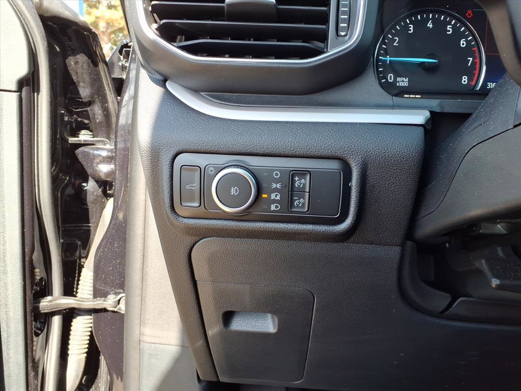 Used 2023 Ford Explorer XLT w/ Equipment Group 202A image 16