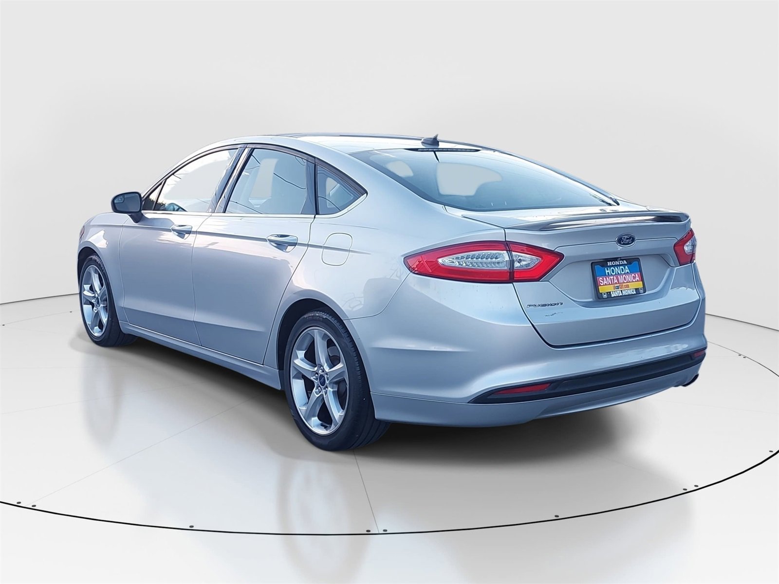 Used 2016 Ford Fusion S w/ Equipment Group 101A image 7