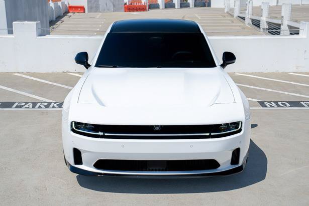 Used 2024 Dodge Charger Daytona Scat Pack w/ Plus Group AWD/4WD image 12