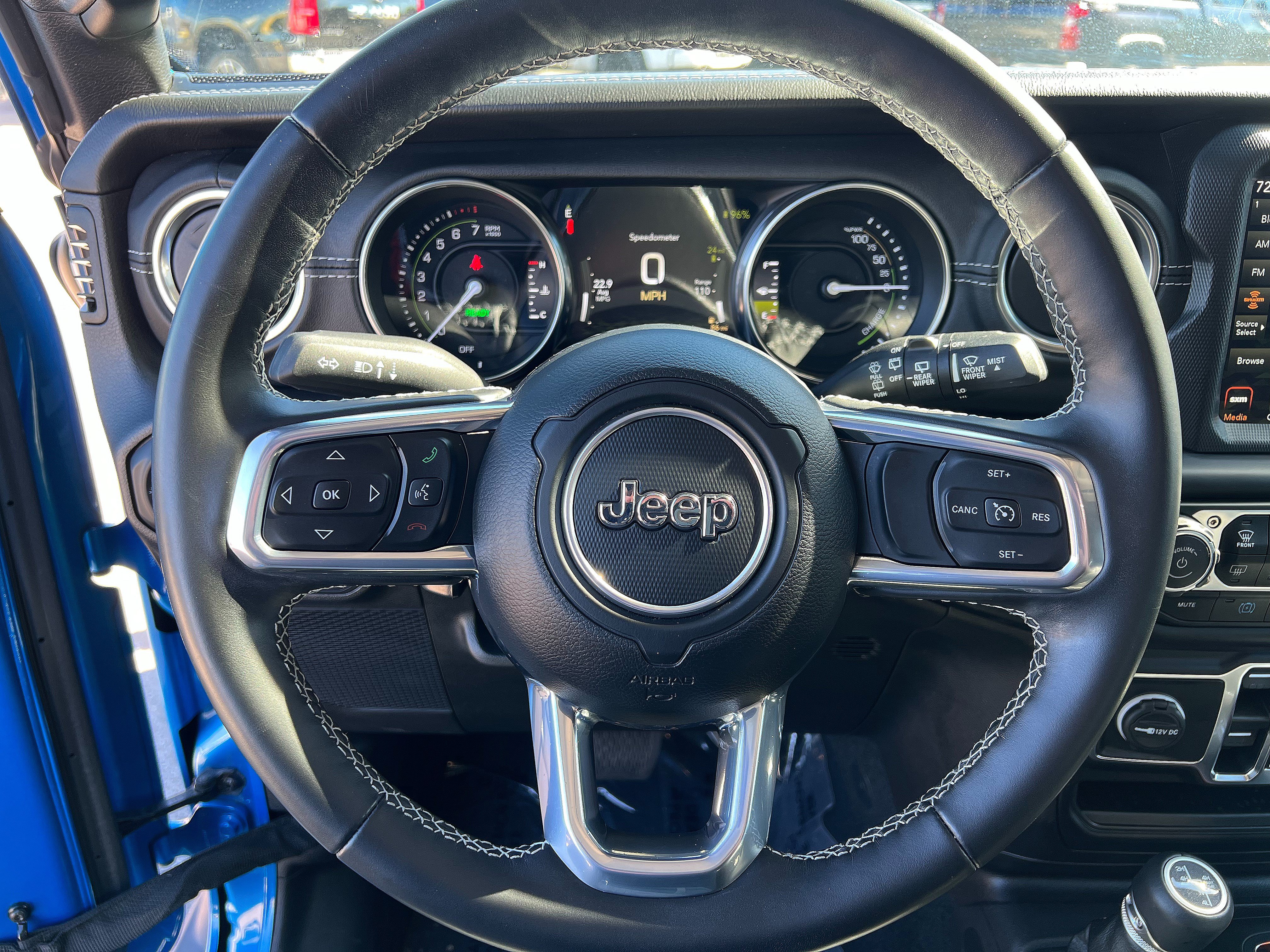 Used 2022 Jeep Wrangler Unlimited Sahara w/ Cold Weather Group AWD/4WD image 13