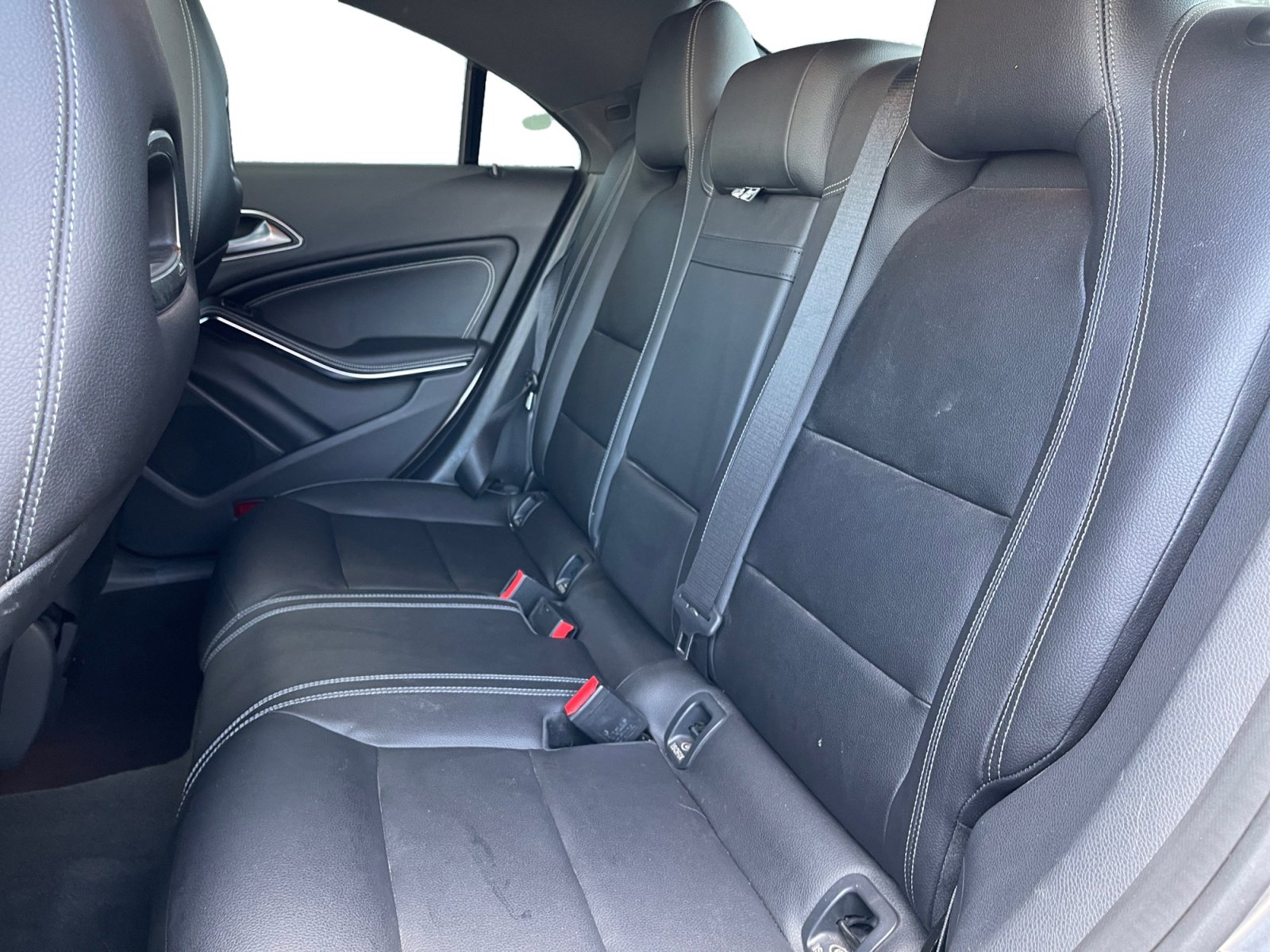 Used 2019 Mercedes-Benz CLA 250 image 13