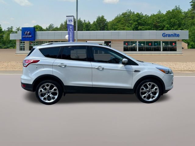 Used 2016 Ford Escape Titanium w/ Equipment Group 301A AWD/4WD image 5