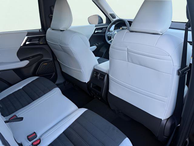 New 2026 Mitsubishi Outlander SE FWD image 28